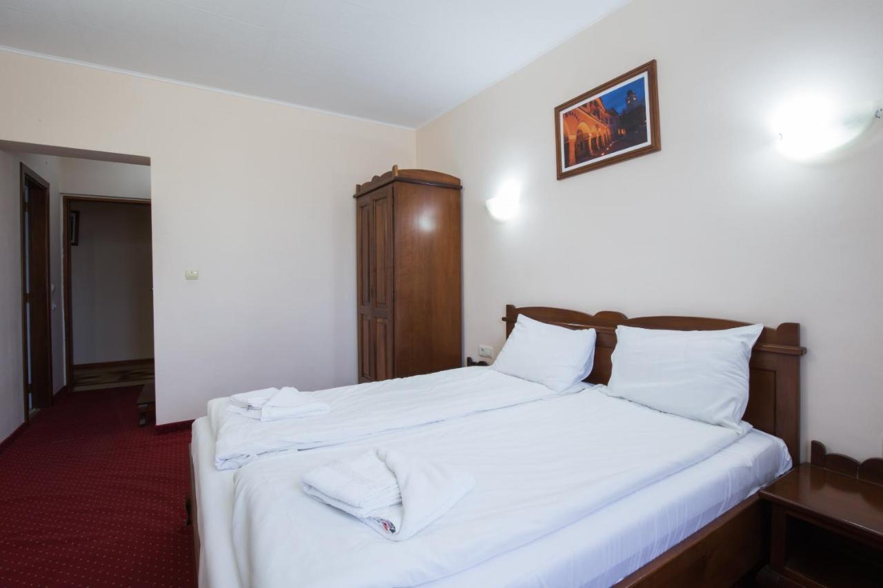 Hotel Dumbrava Sibiului Extérieur photo
